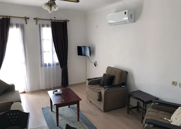 Swan Apartments