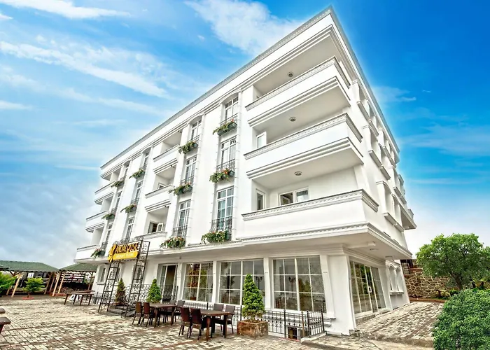 Andalouse Suite Hotel