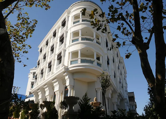 Paradise Island Hotel