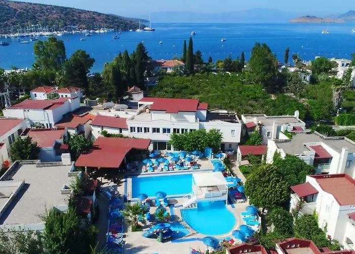 Summer Garden Suites Beach Hotel