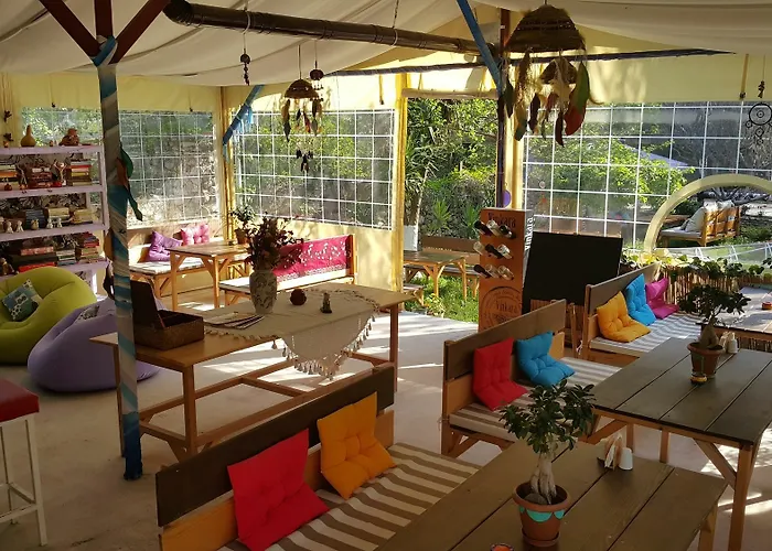 Dionysos Lodge