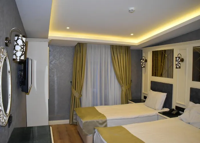 Grand Pamir Hotel