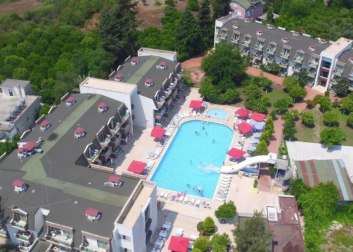 Monna Roza Garden Hotel