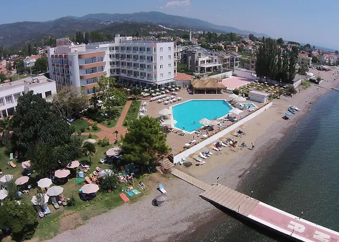 Rena Hotel