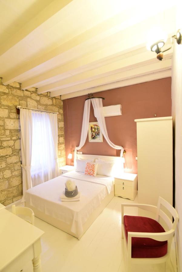 Bed & Breakfast Maison D'azur 2*