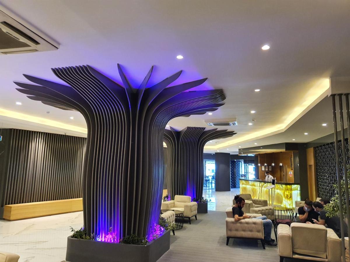 Hotel Akol