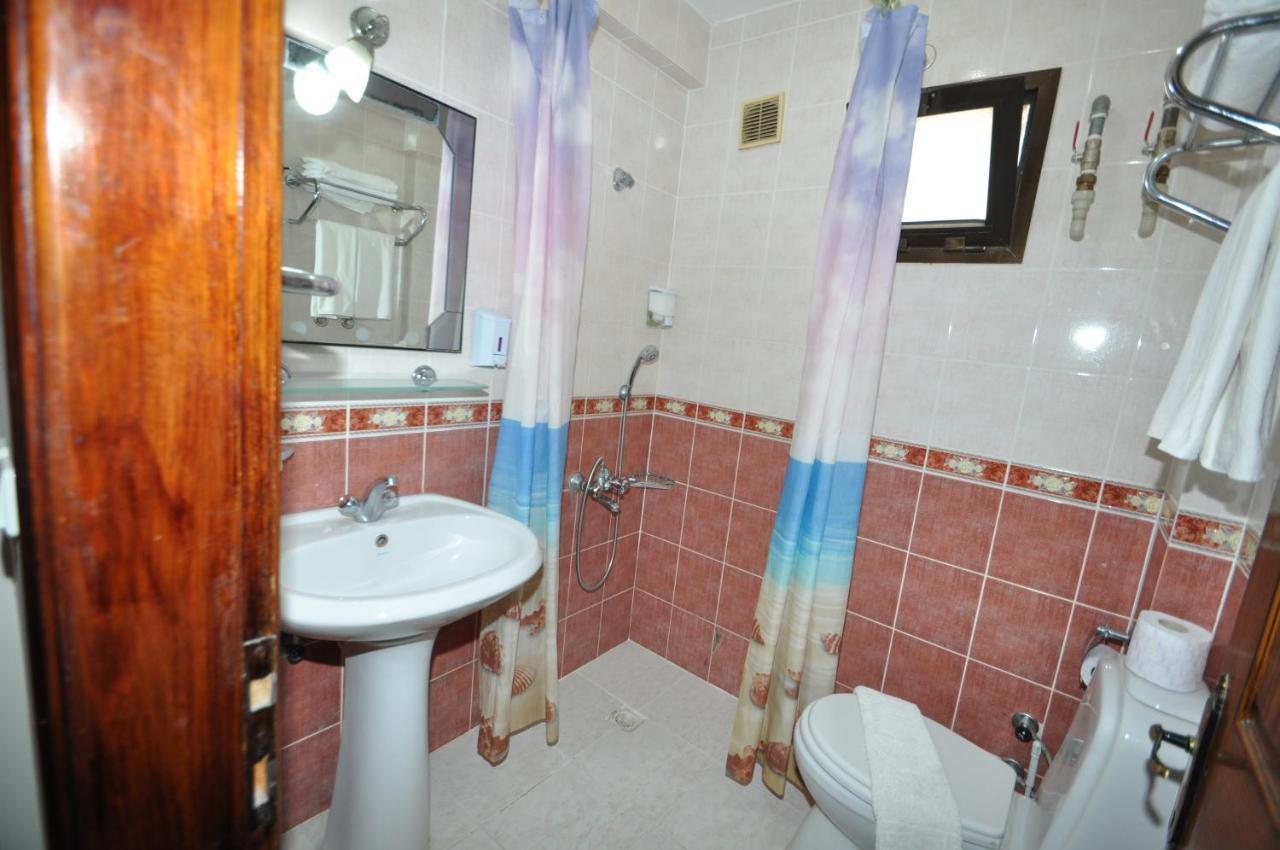 Defne & Zevkim Aparthotel Marmaris