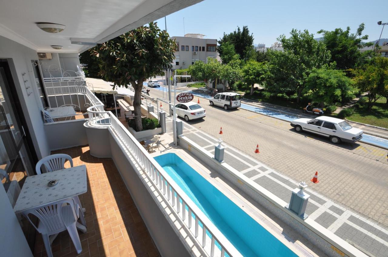 Defne & Zevkim Aparthotel Marmaris
