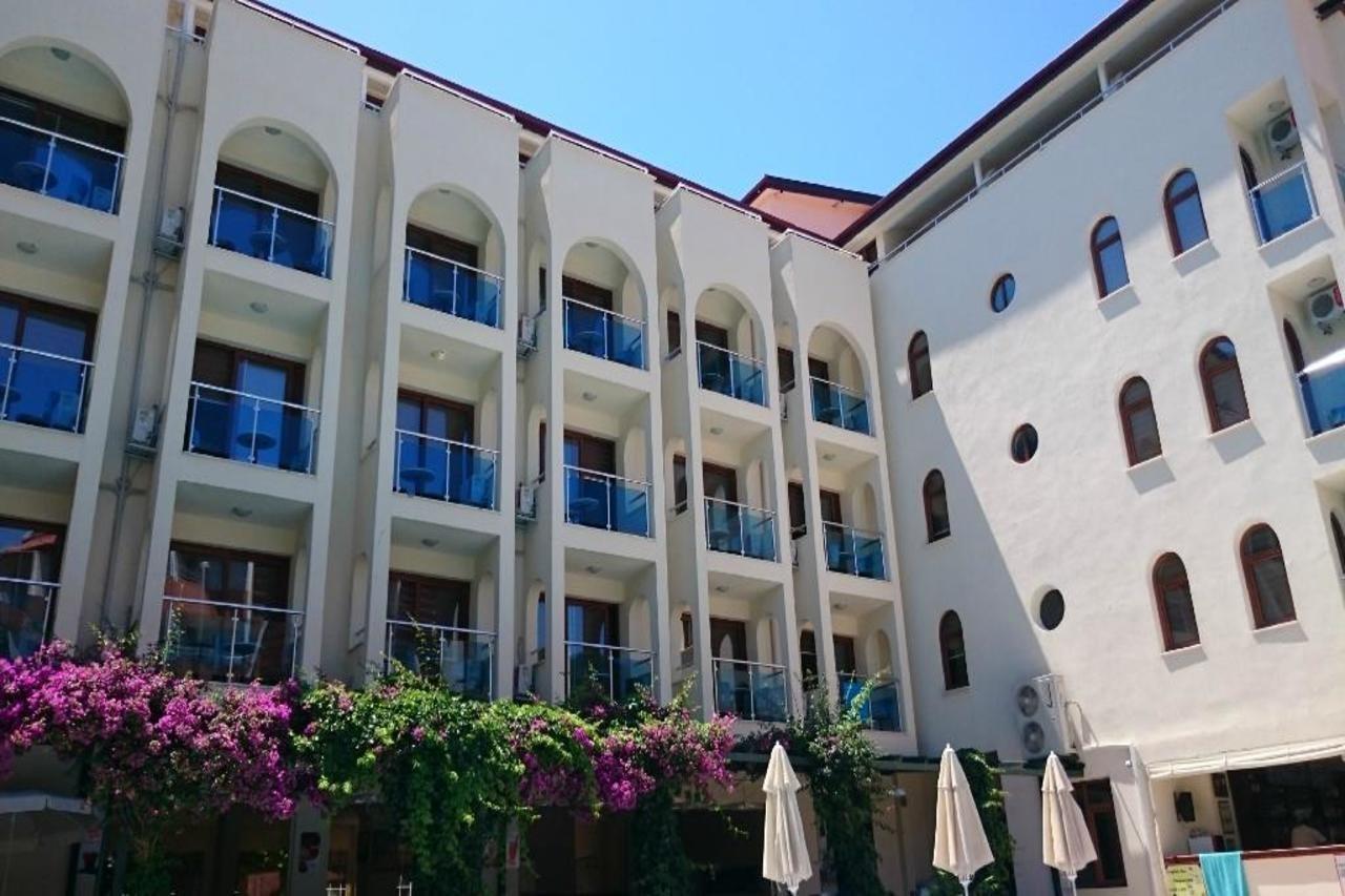 Bed & Breakfast Kent Studyo 2*