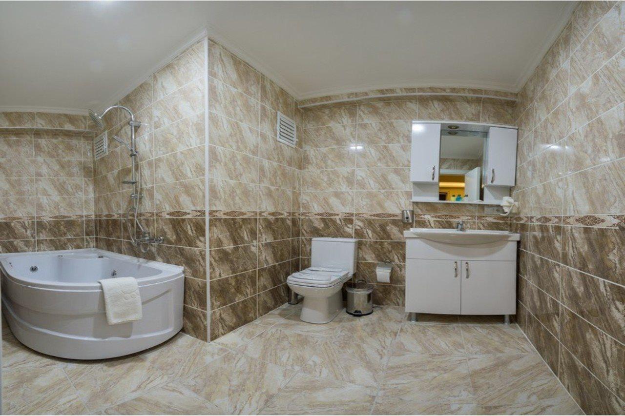 Le Premier House Aparthotel