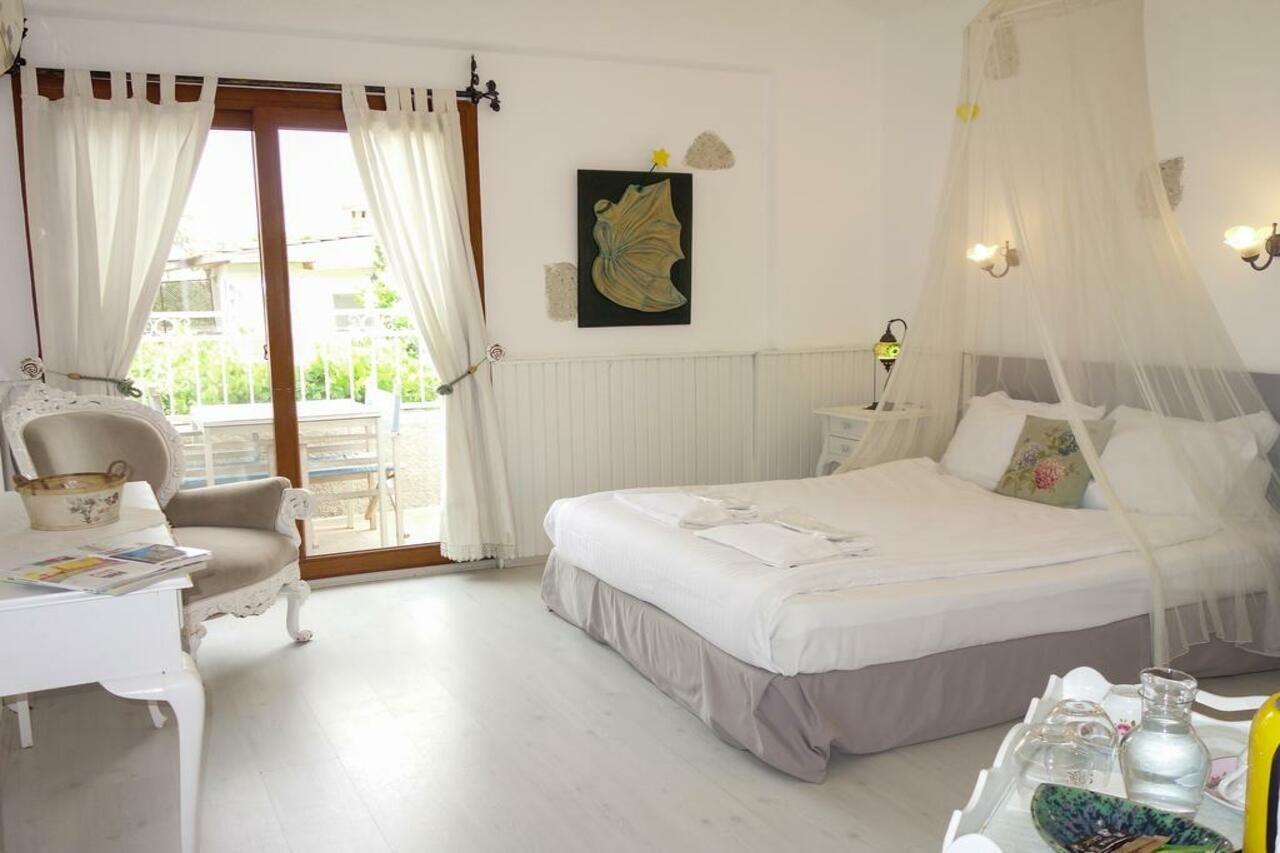 Hotel Peri Art 2*