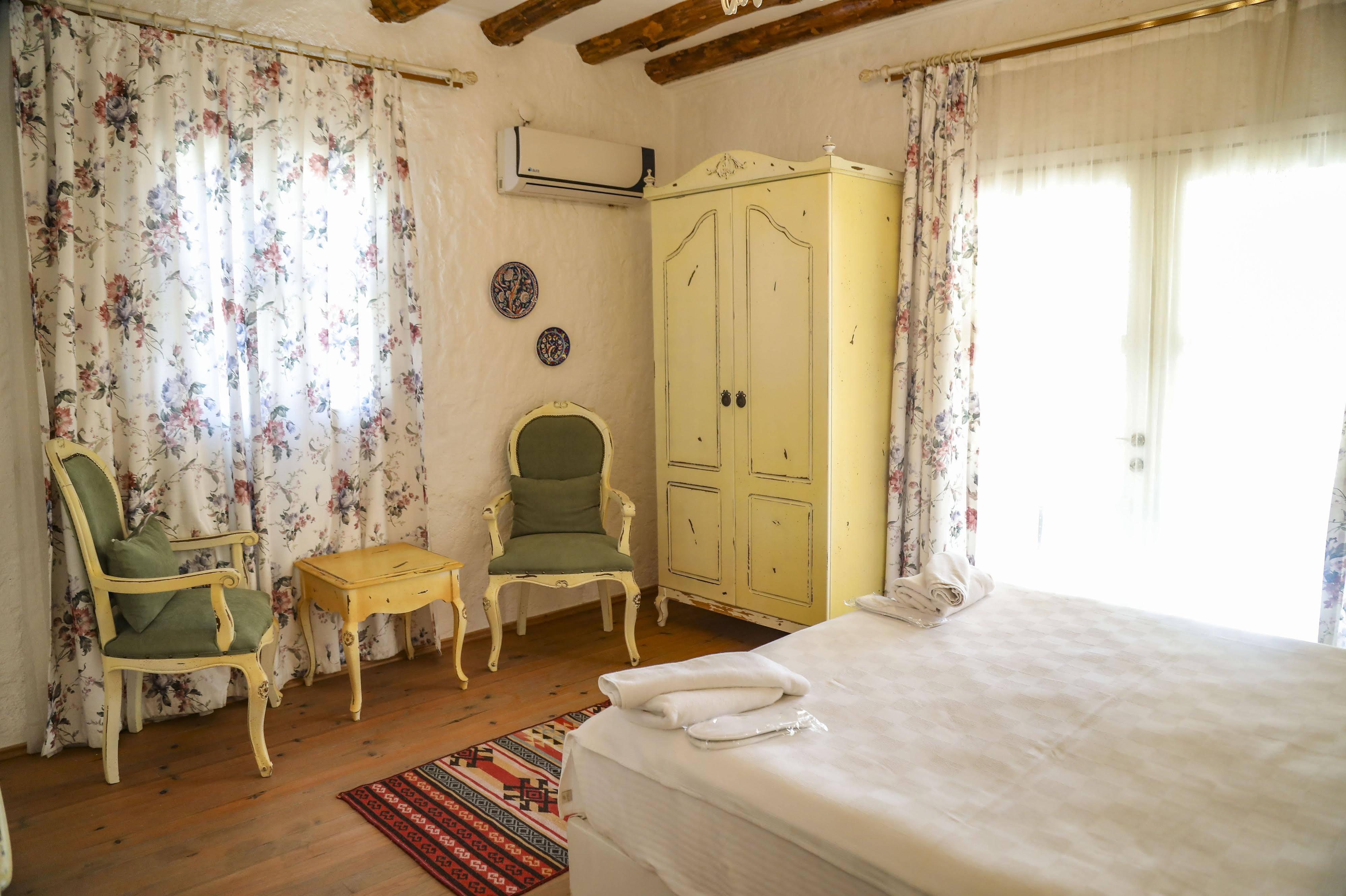 Sari Gelin Hotel 2*