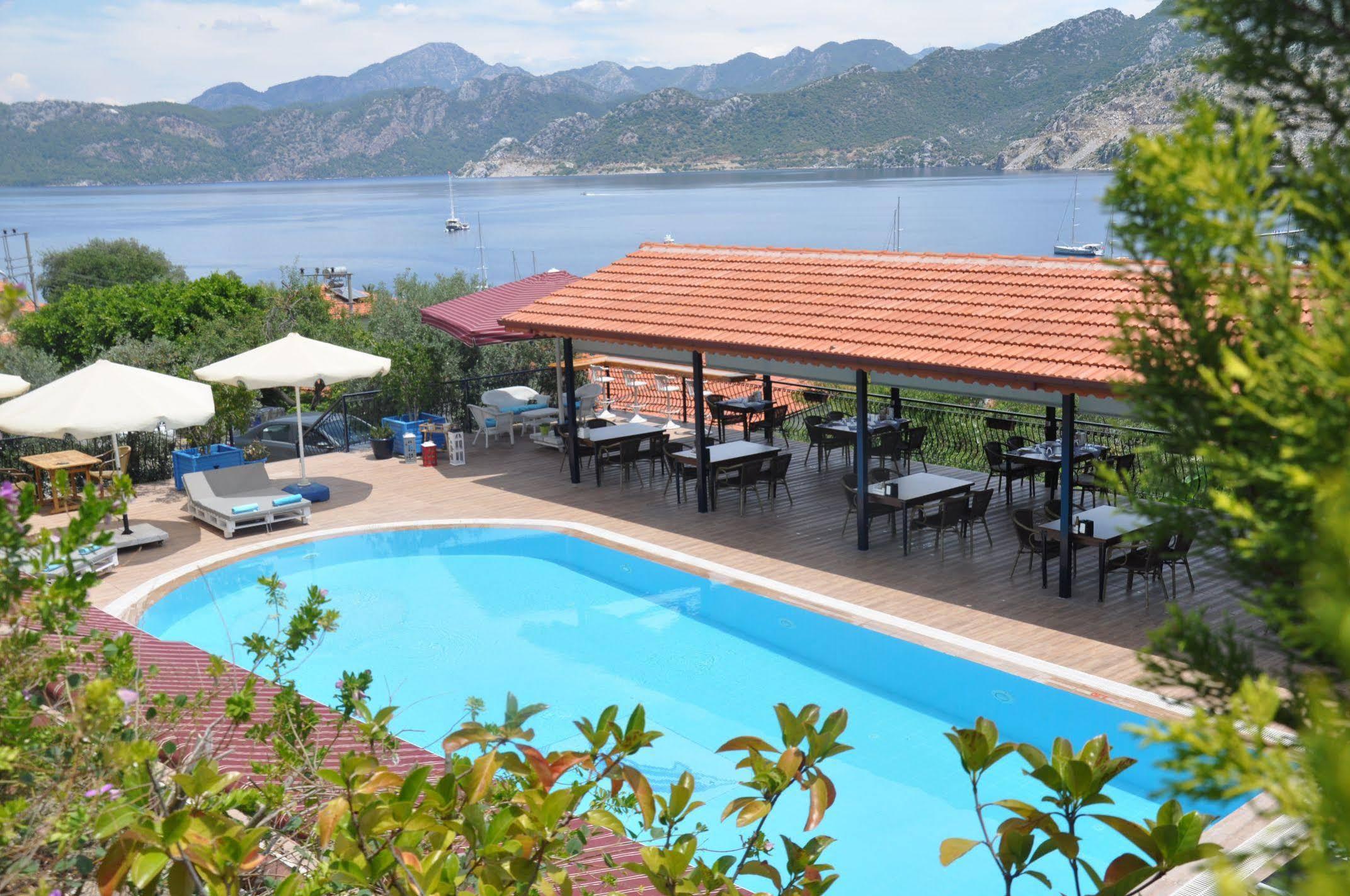 Lacivert Boutique Hotel Aparthotel 2*