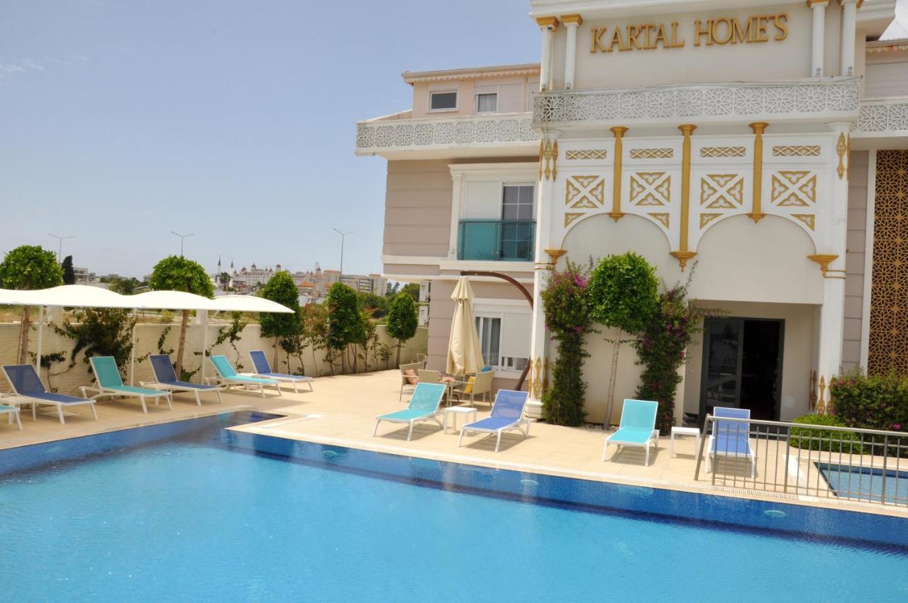 Aparthotel Happy Family 3*