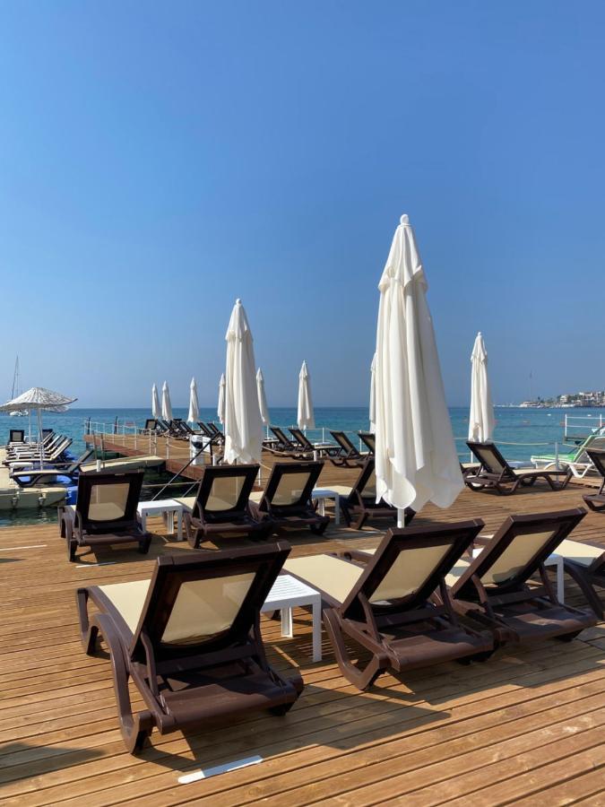 Seaside Aparthotel 2*