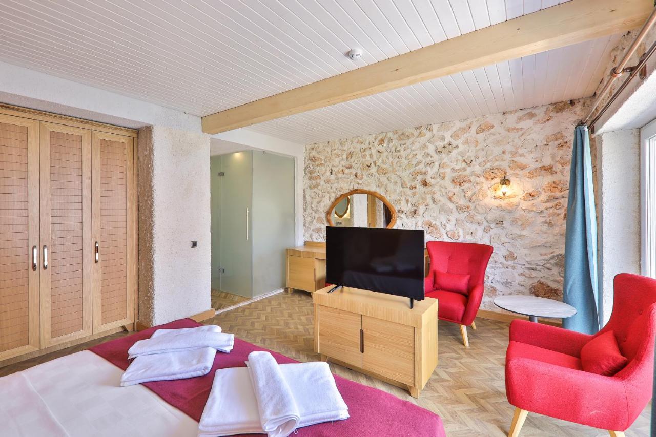 Hotel Atalante 2*
