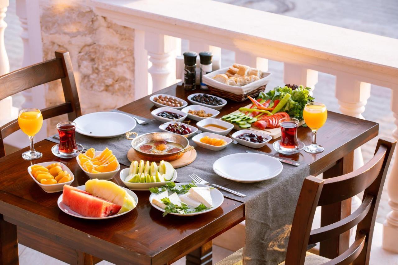 Kuluhana & Kalkan Aparthotel 3*