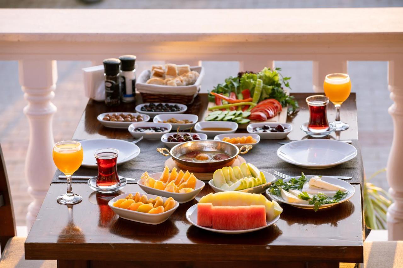 Kuluhana & Kalkan Aparthotel