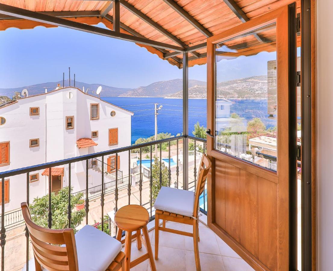 Aparthotel Kuluhana & Kalkan 3*
