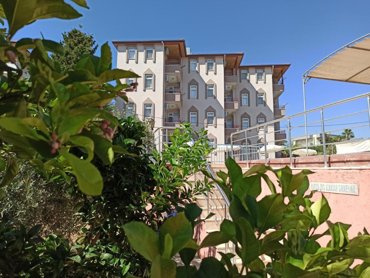 Sercan Aparthotel *