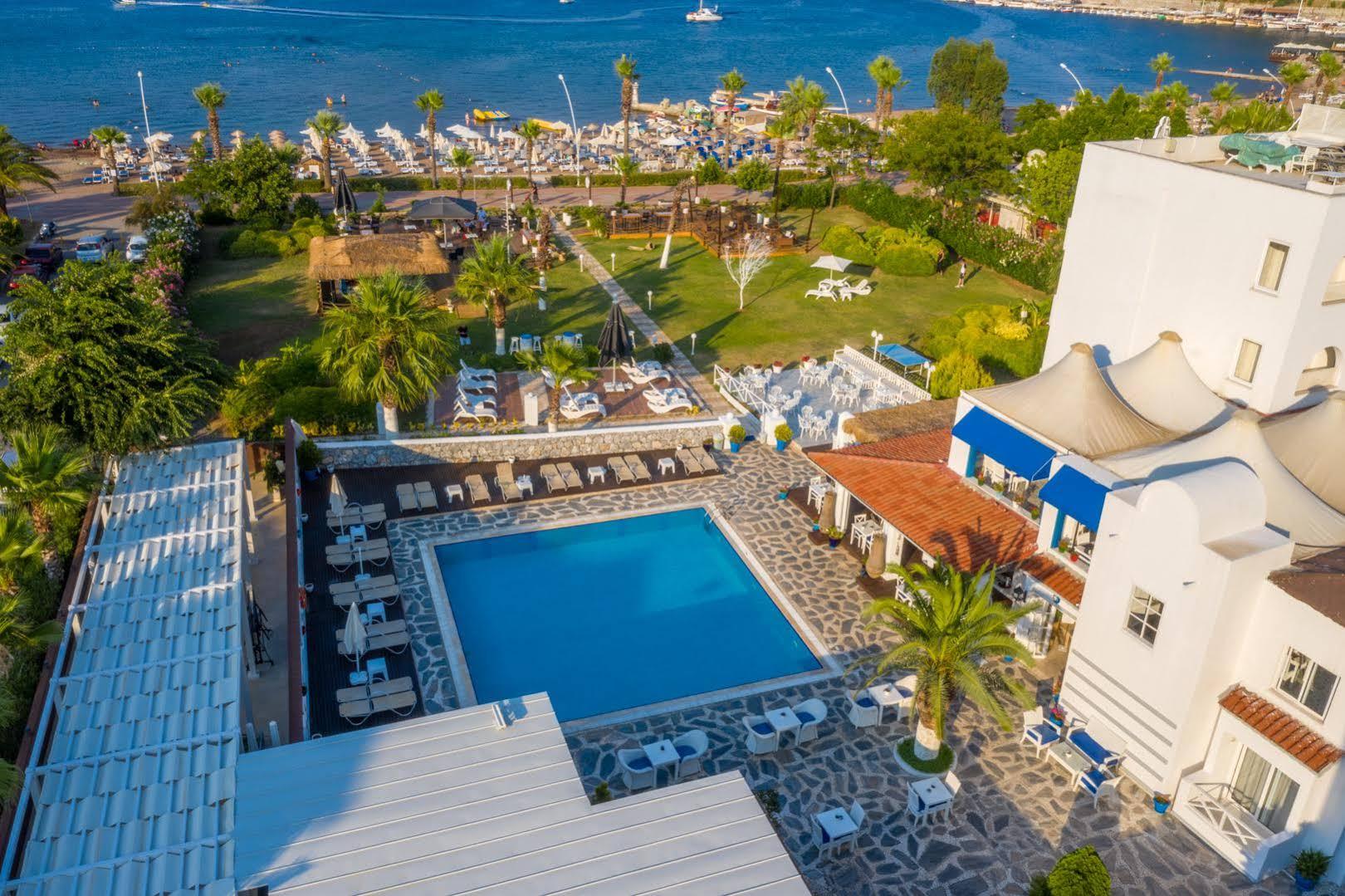 Casa & Blanca (adults Only) Icmeler