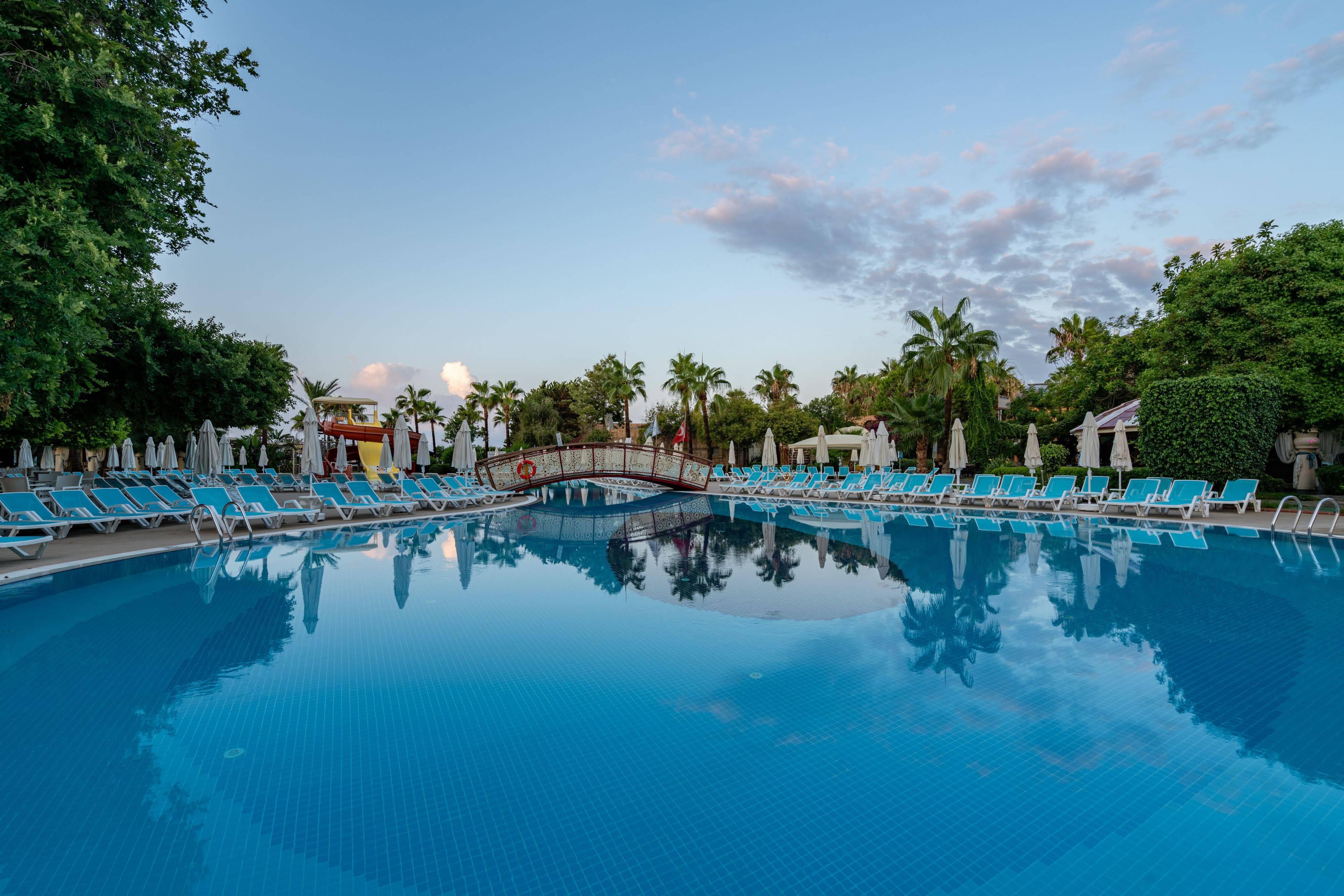 Palmeras Hotel 5*