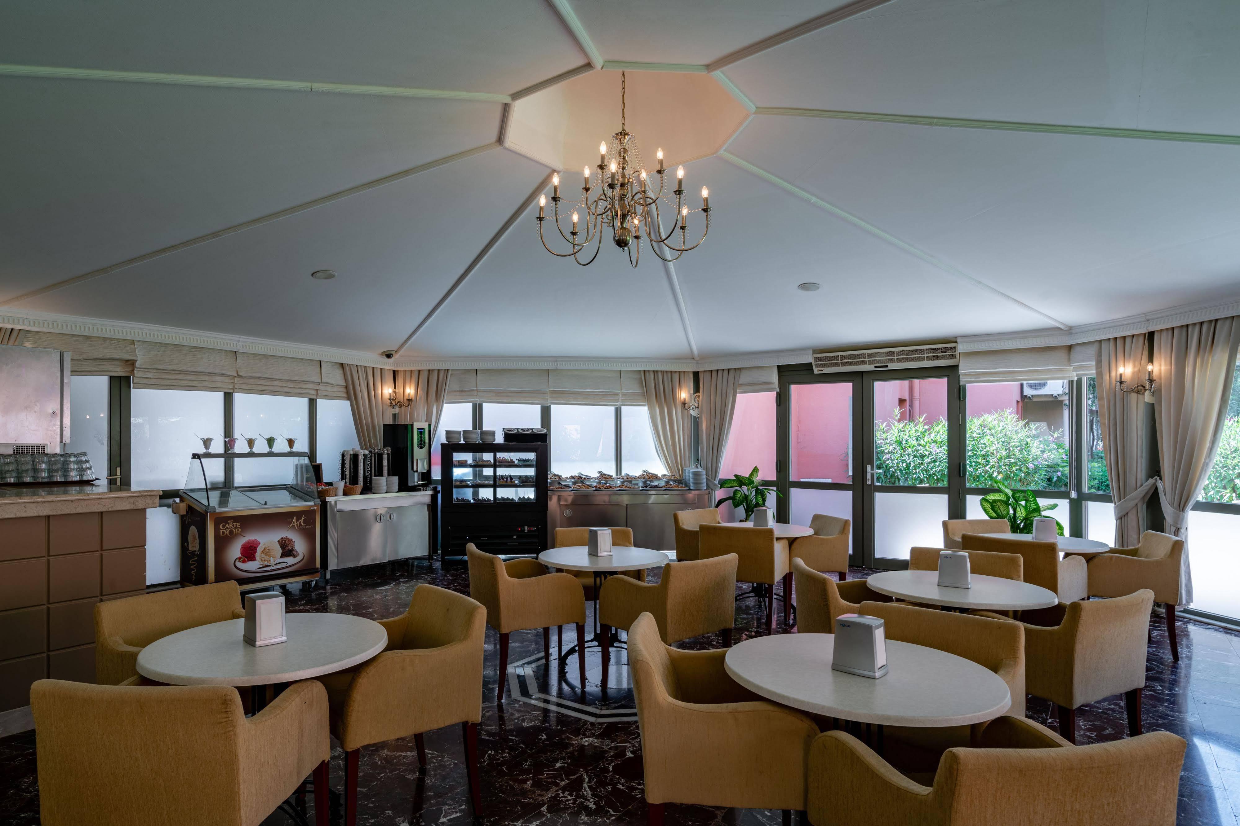 Hotel Palmeras 5*