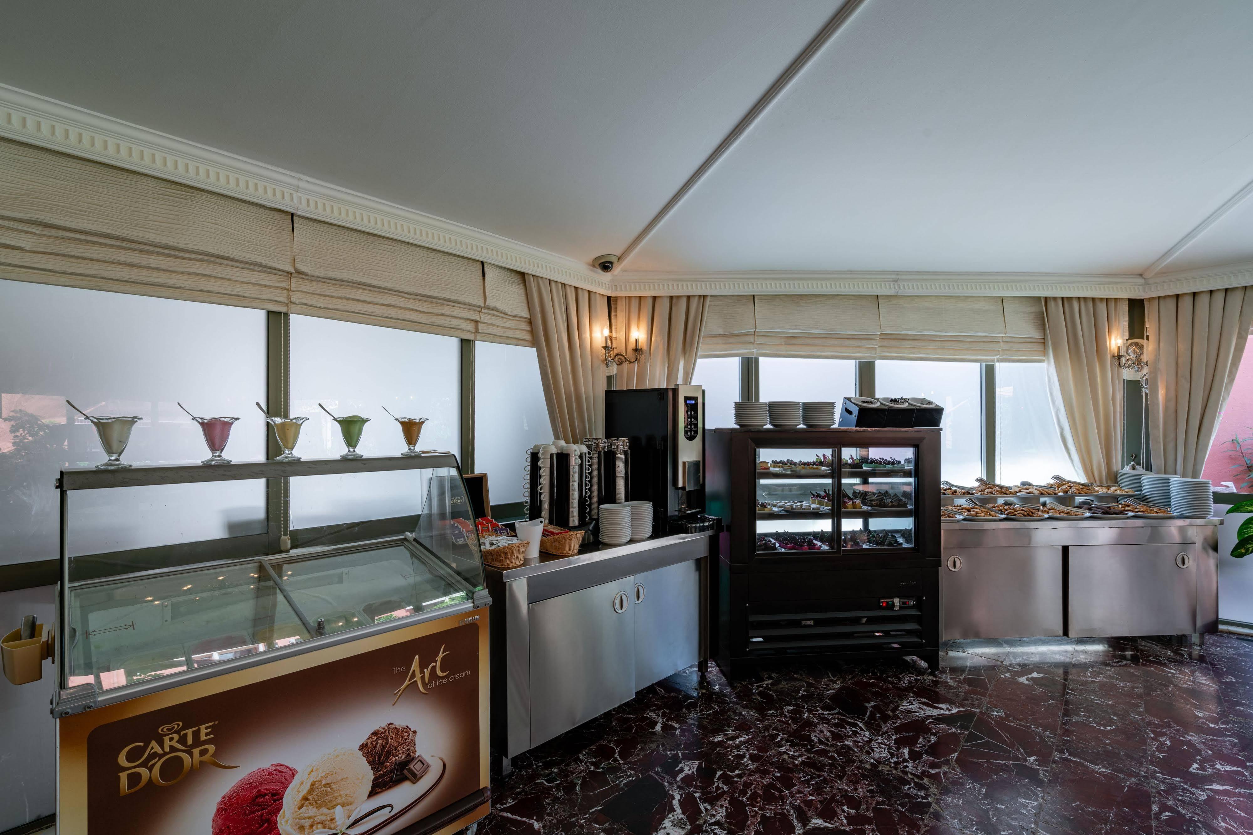 Palmeras Hotel 5*