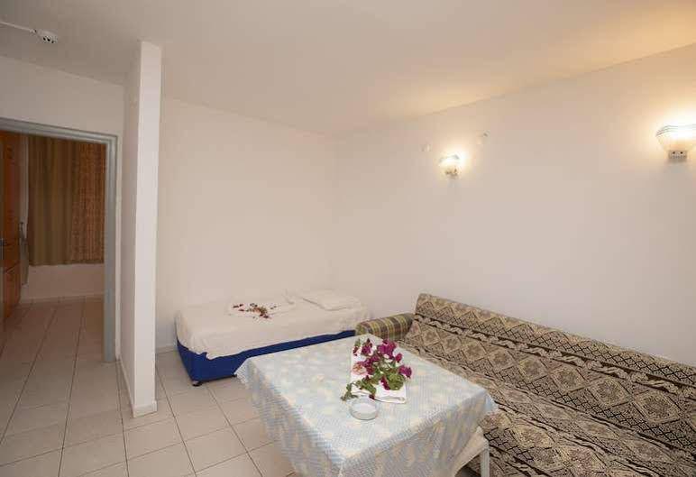 Hotel Camyuva 2*