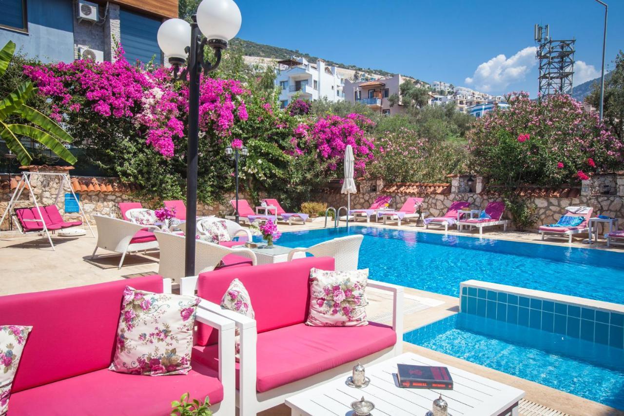 Aparthotel Papermoon & 3*