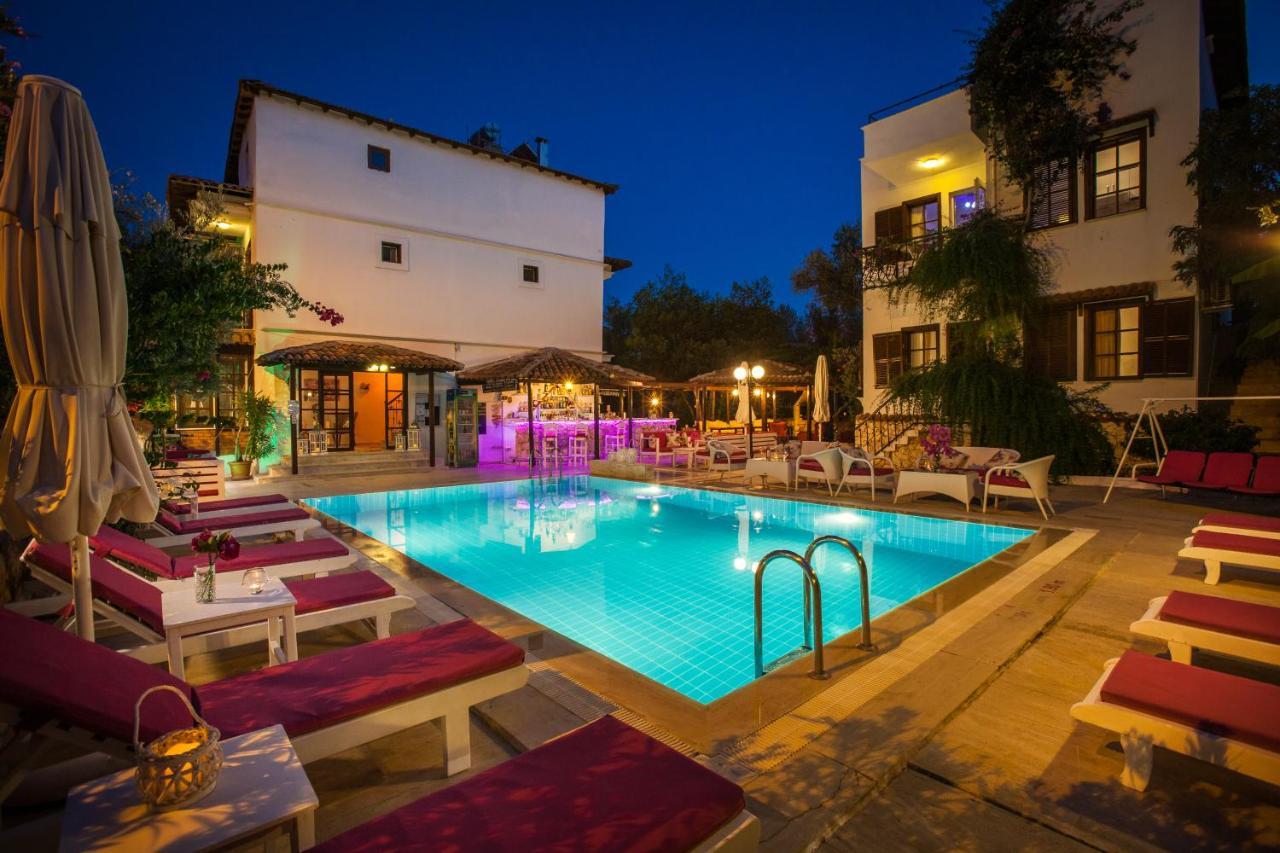 Aparthotel Papermoon &
