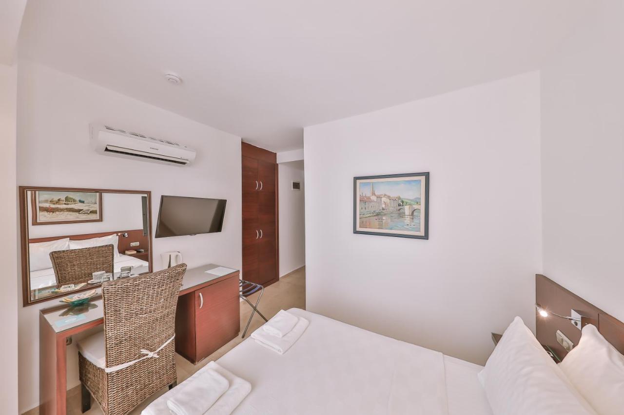 Hotel Gardenia (adults Only)