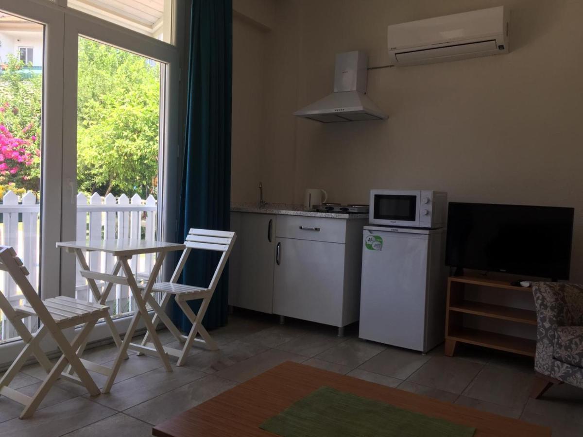 Aparthotel Grandma's Garden 3*