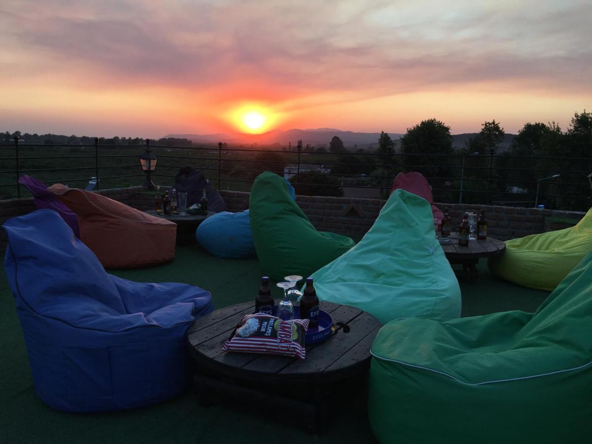 Rebetika & Bistro Hotel 3*