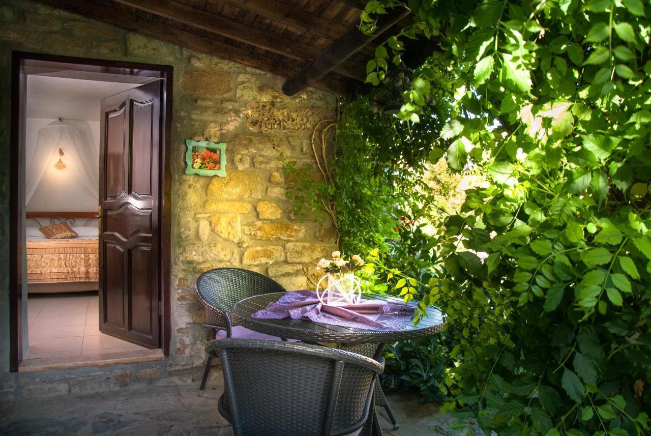 The Castle Hotel *