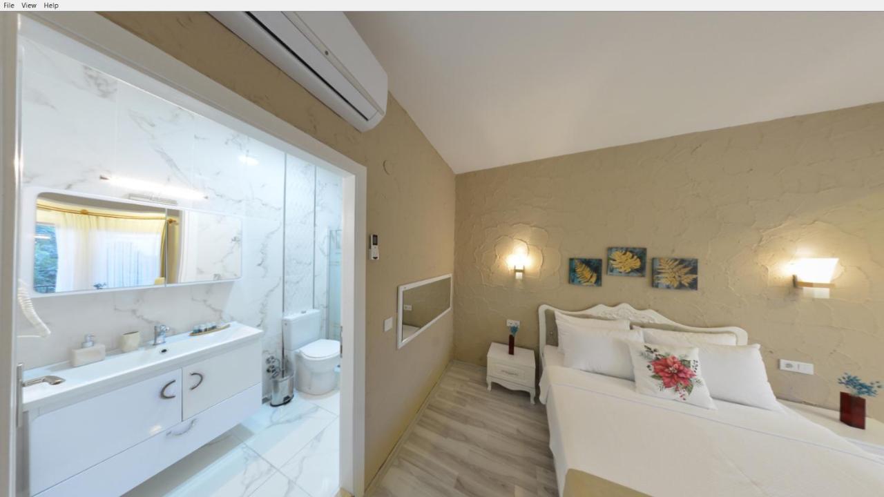 716 Hotel 2*