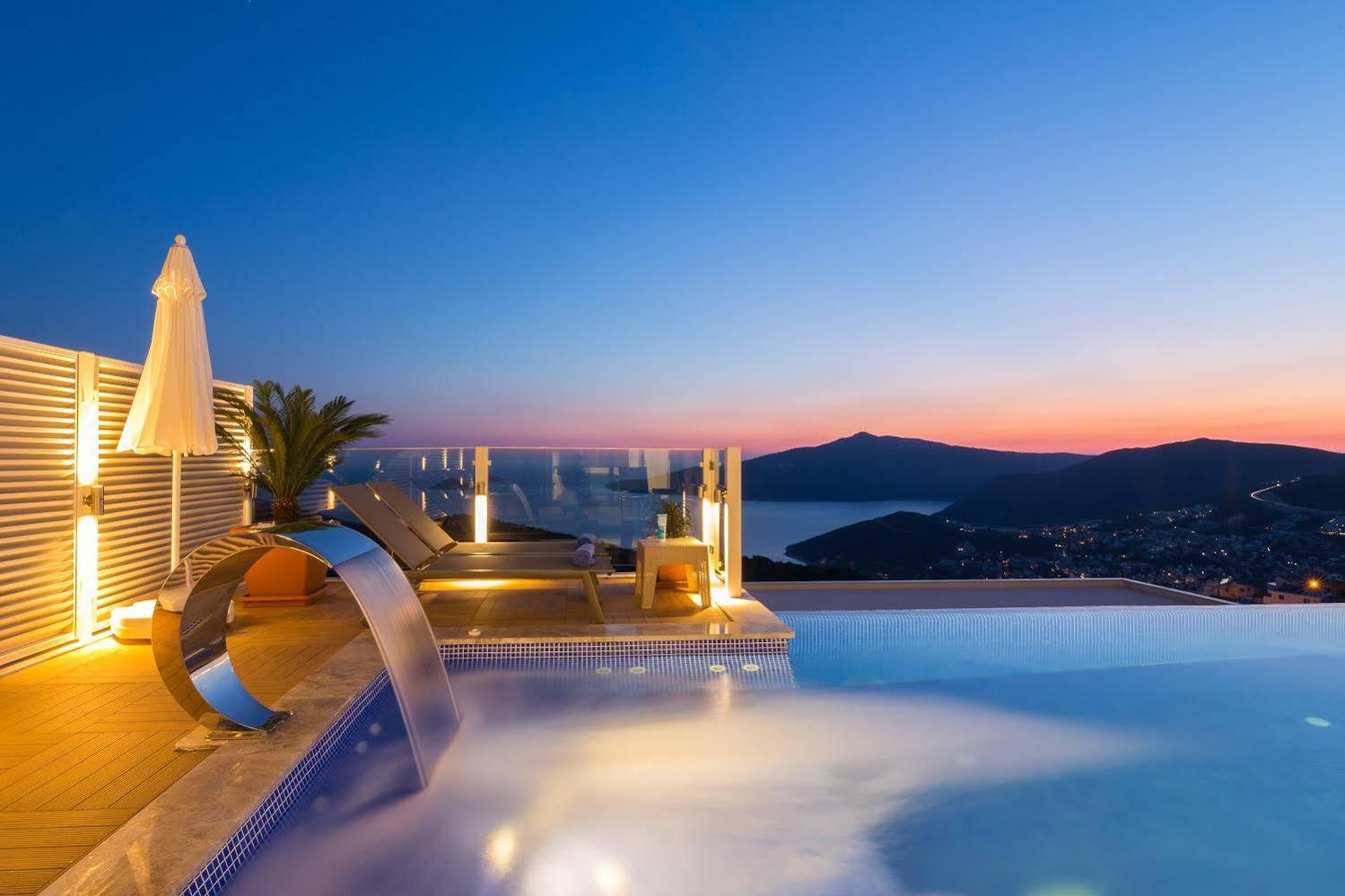 La Azur Villa