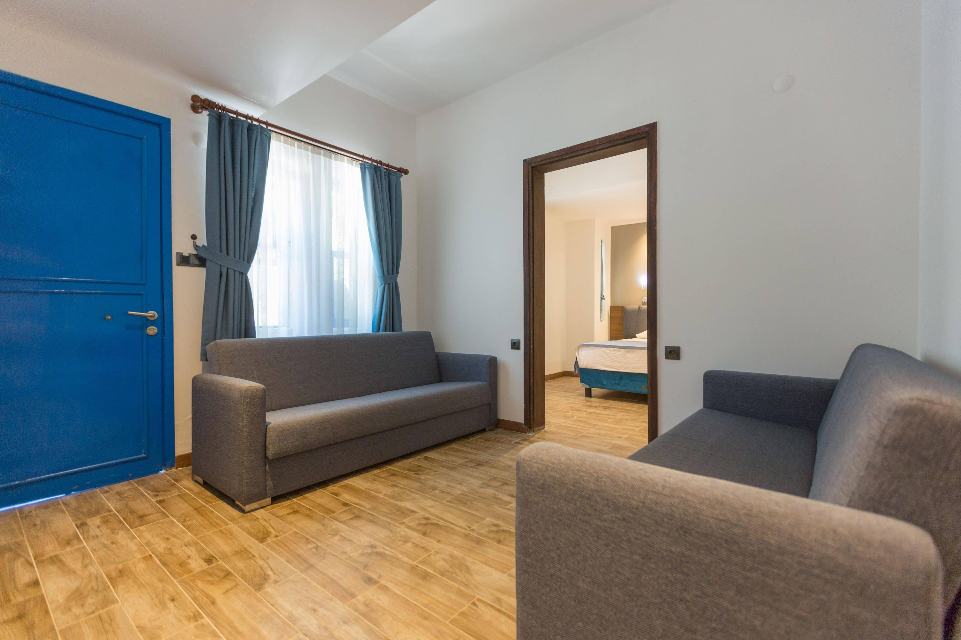 Hotel Risus Garden Marina 3*
