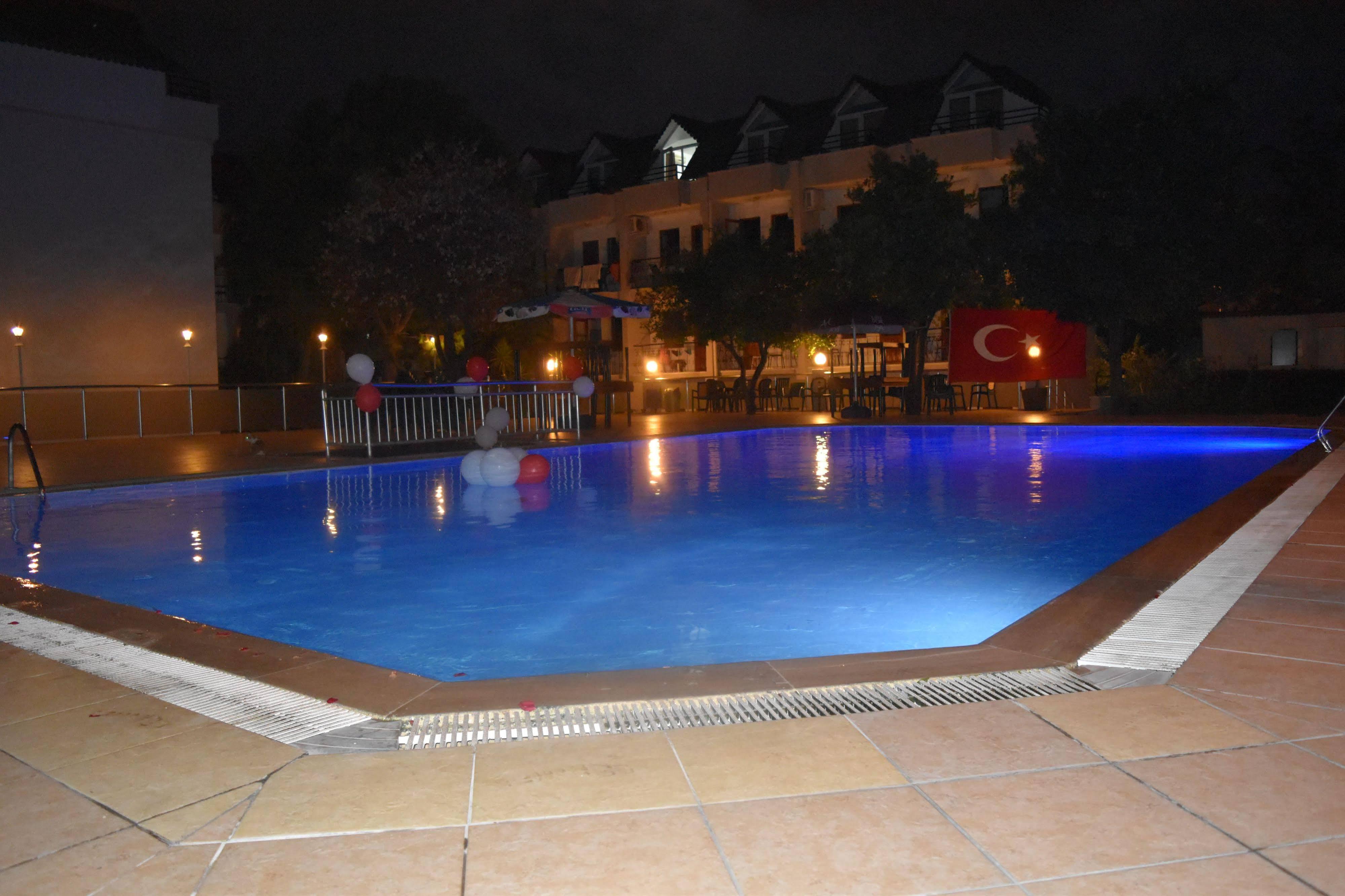Ares Hotel