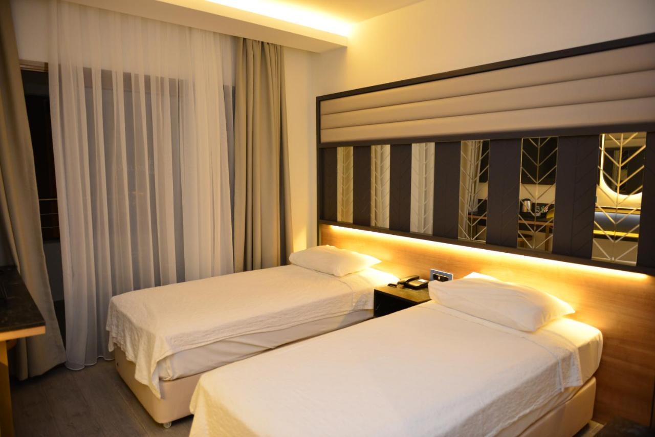 Oasis Hotel 3*