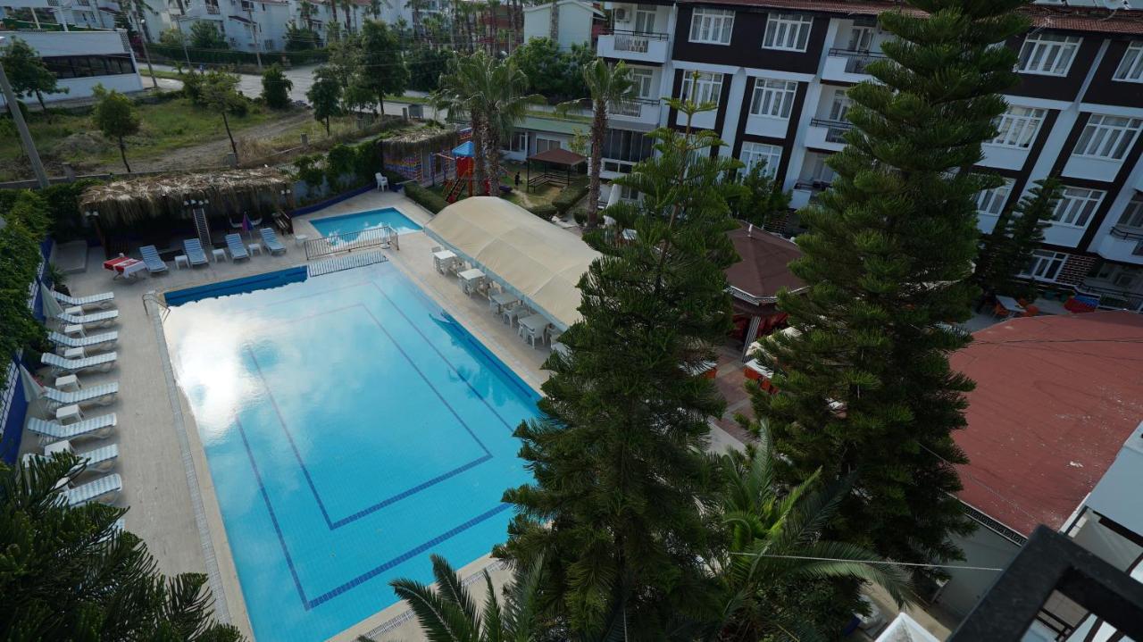 Andros Family Club Aparthotel 3*