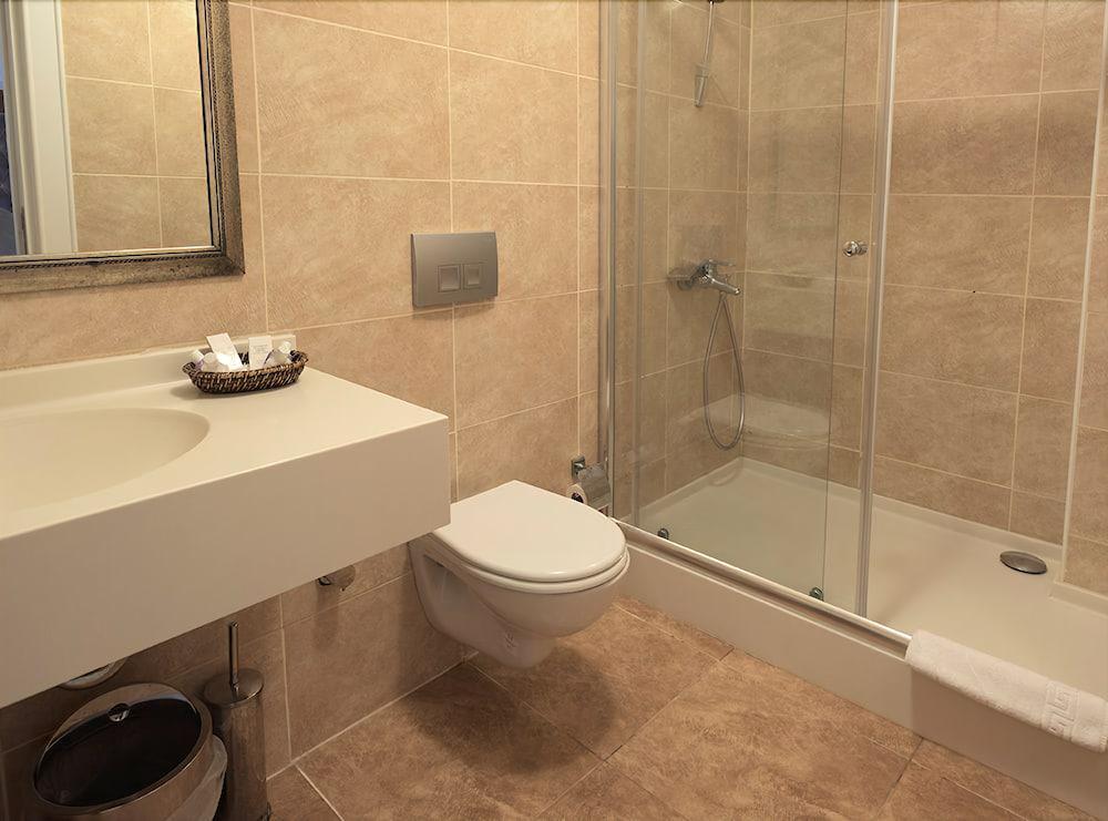 Hotel The Empress Theodora 3*