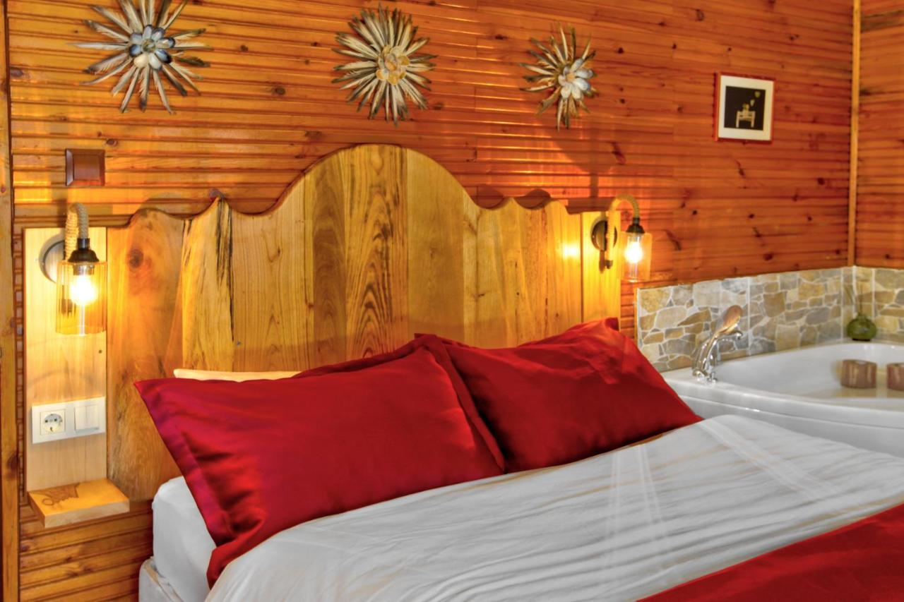 Paradise Hotel 3*