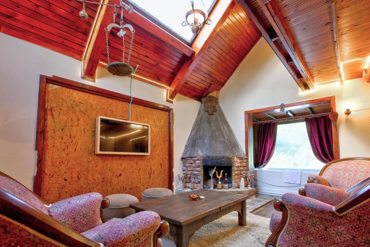Paradise Hotel 3*