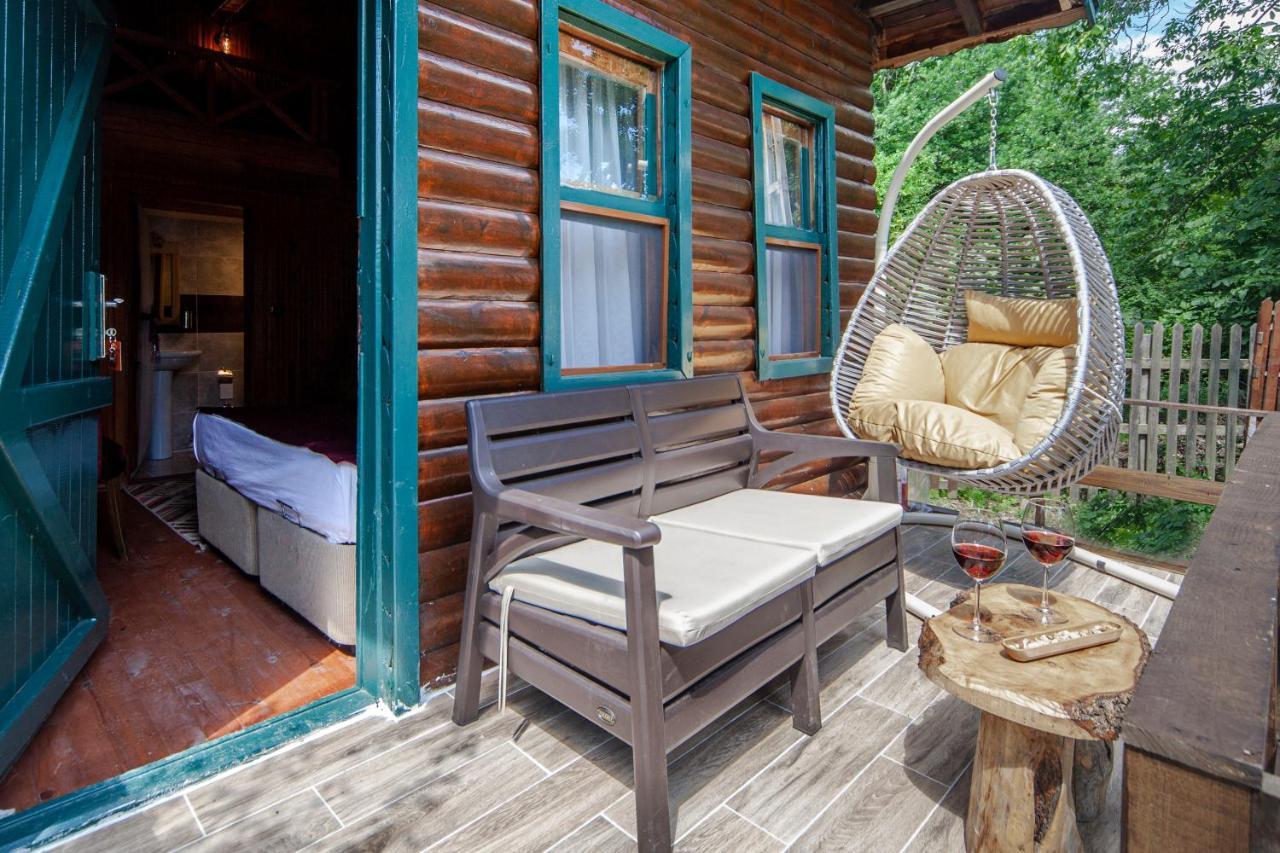 Paradise Hotel 3*