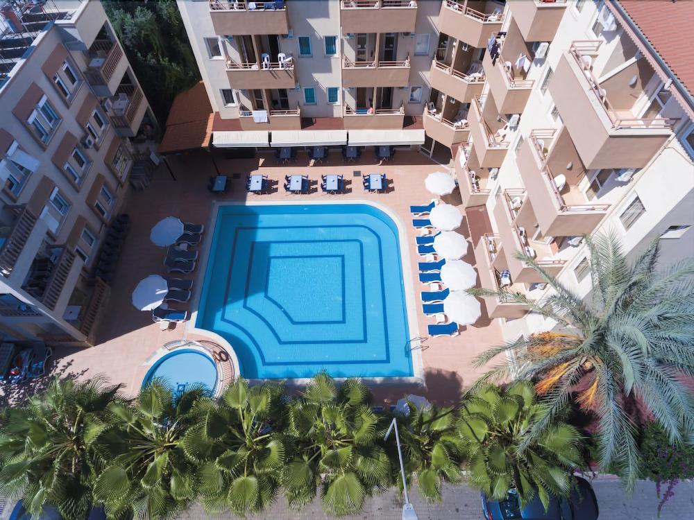 Hotel Helios Side