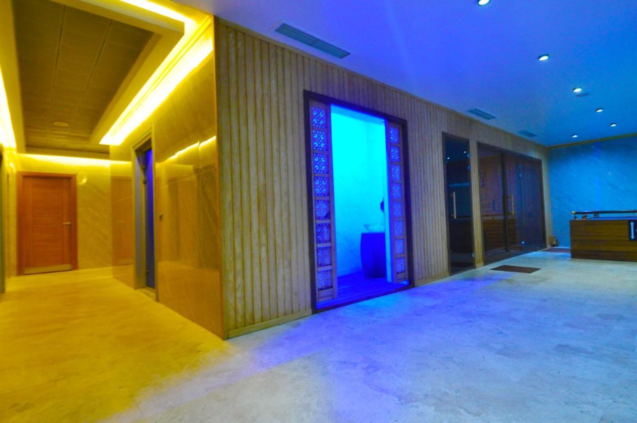 Black Bird Thermal & Hotel
