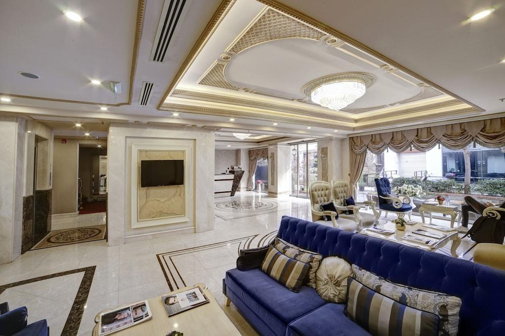 Halifaks 4*