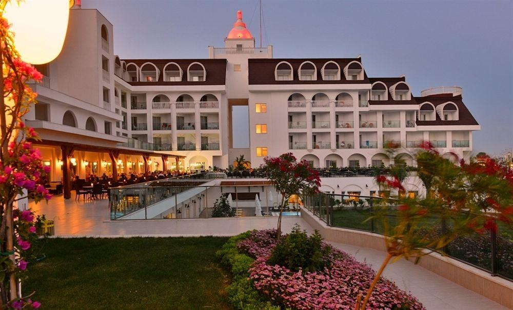 Hotel Crown Serenity Ultra 5*