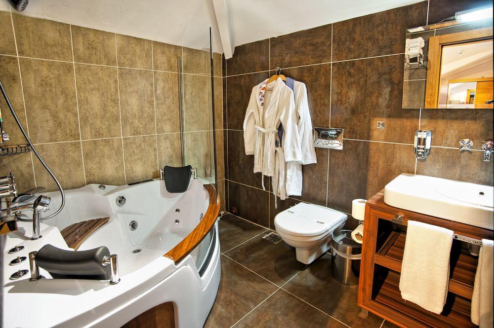 Parkhouse & Hotel 3*